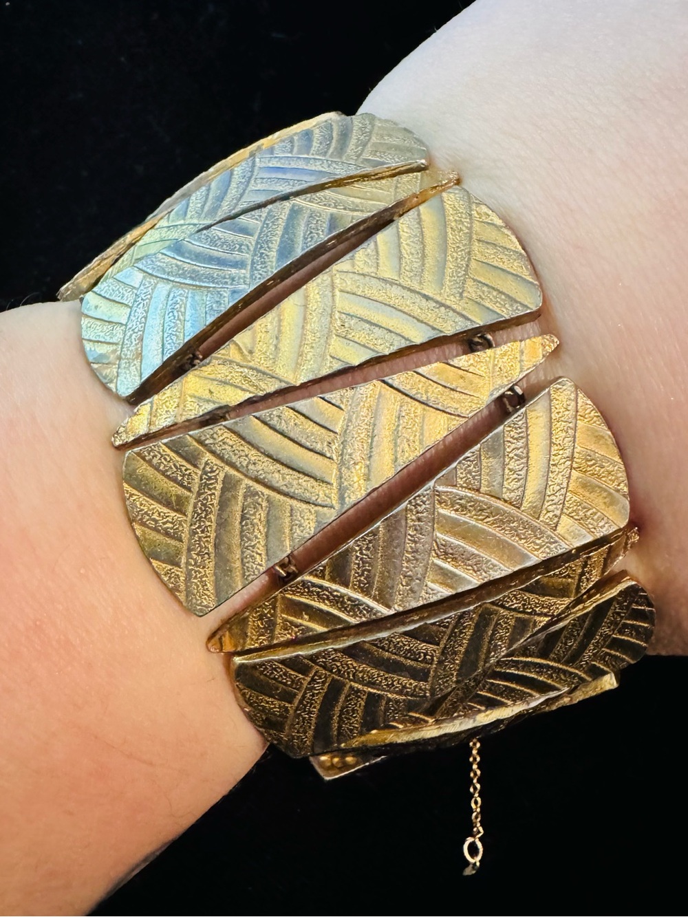 Vintage Mcm Geometric Textured Goldtone Link Bracelet Wide abstract pattern